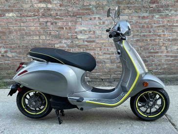 2023 Vespa Elettrica for Sale | Motoworks Chicago