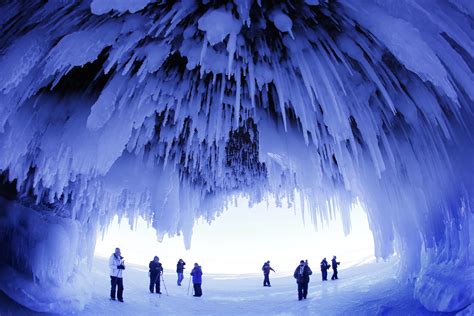 Lake Superior ice cave photos are mesmerizing | ksdk.com