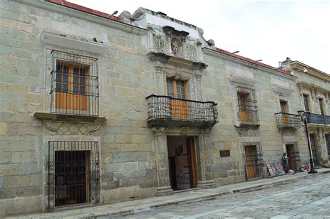 Oaxaca museum in Mexico is locked in standoff with private foundation