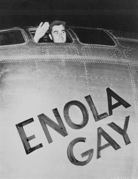 B-29 Enola Gay Superfortress Bomber Aircraft History, Facts ...