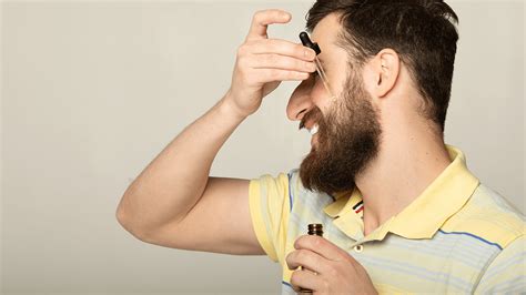 7 Amazing Benefits of Beard Oil | Uses of Beard Growth Oil