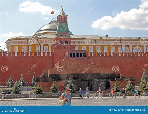 Lenin tomb editorial photo. Image of tourism, lenin - 122793901