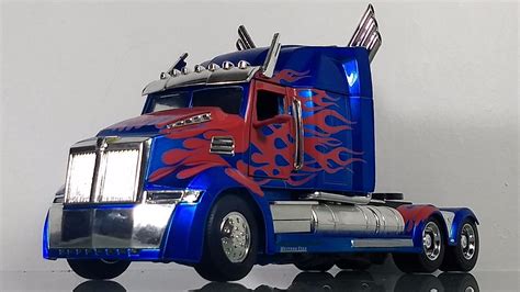 Transformers Optimus Prime Trailer