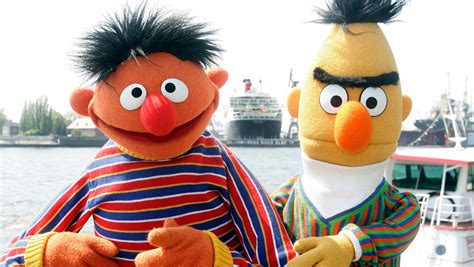 'Sesame Street' wants to clarify: Bert and Ernie aren't gay