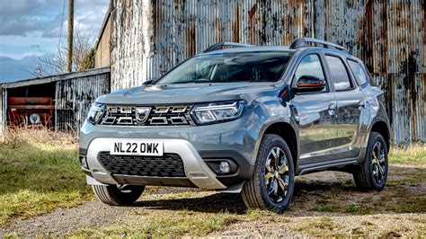 Dacia Duster Review (2023) | Cazoo