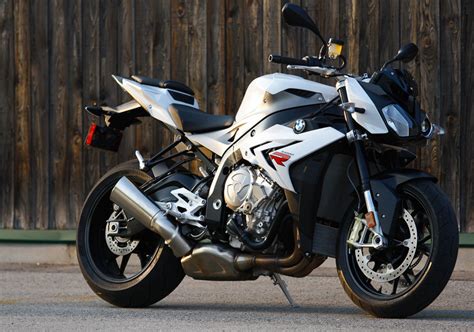 Bmw S1000r Roadster - amazing photo gallery, some information and ...