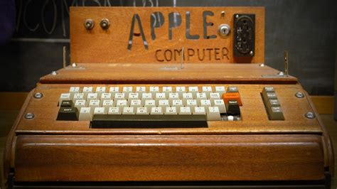 Learn How to Build an Apple 1 Replica From Scratch with Ben Heck ...