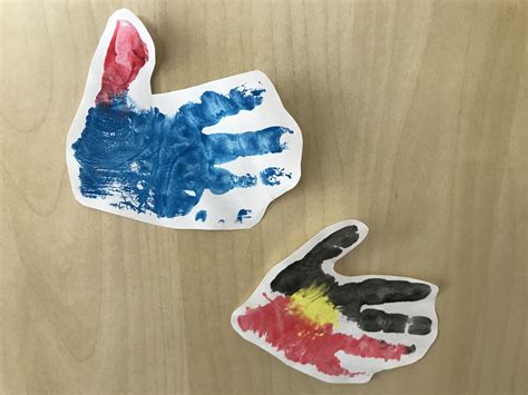 Making indigenous handprints - Northwest Montessori Preschool