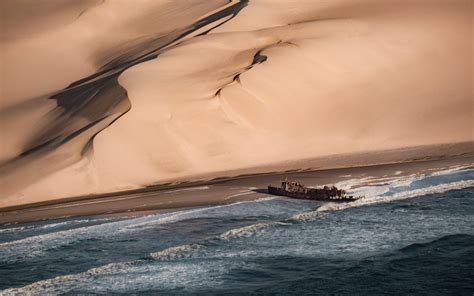 CATALYST - The Ghostly Shores of the Namib Desert’s Skeleton Coast