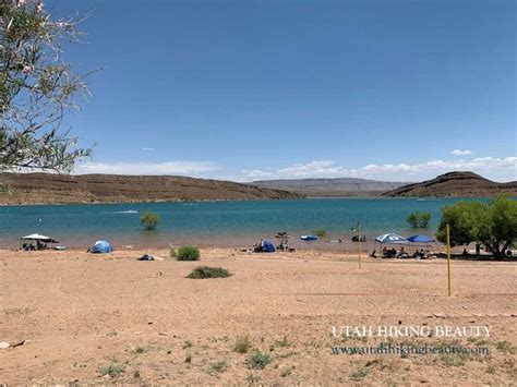 Quail Creek Reservoir - Utah Hiking Beauty