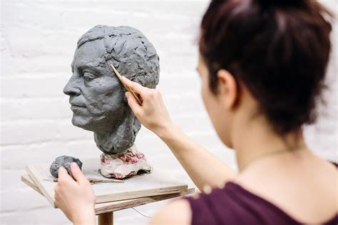 Sculpting the Portrait in Clay | Online Sculpture Atelier