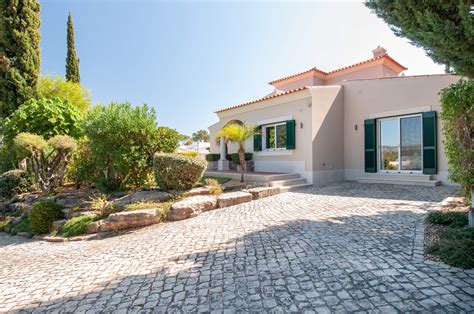 Villa Heather : 5 bedroom villa in Quinta do Lago, Algarve