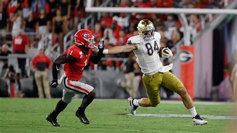 Cole Kmet, Tight End, | Irish Sports Daily