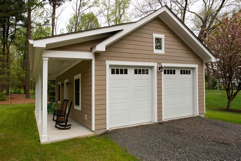 Attached and Detached Garages - Lensis Builders