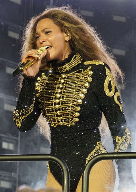 Beyonce: Performs at Formation World Tour -20 | GotCeleb