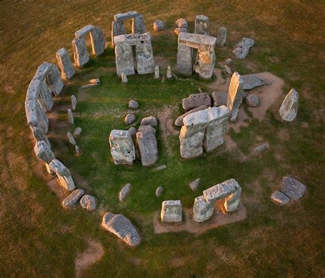 Aerial view of Stonehenge (English Heritage) | Stonehenge, Aerial view ...