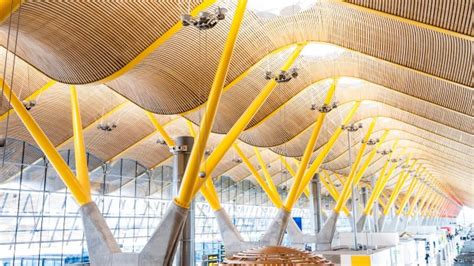 Airport review: Madrid-Barajas Airport