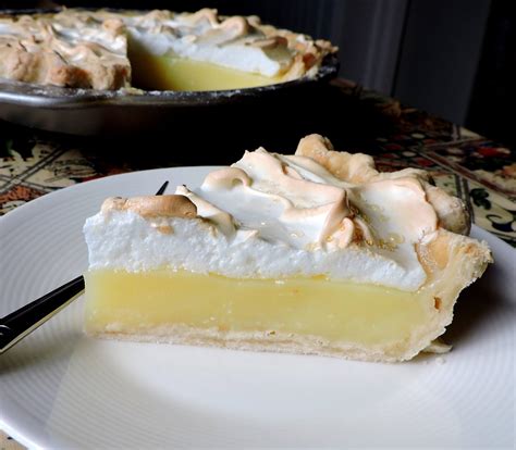 Classic Lemon Meringue Pie | The English Kitchen