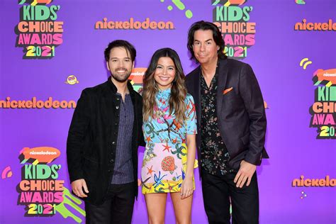 Icarly Reboot / 'iCarly' Reboot Star Laci Mosley Speaks Out After ...