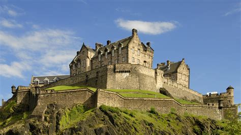 Edinburgh Castle ‘too old and big’ | Scotland | The Times & The Sunday ...