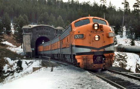 Moffat Tunnel (Colorado): Ventilation, Length, Facts, Map