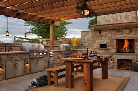 15+ Farmhouse Style Outdoor Kitchens That Will Blow Your Mind