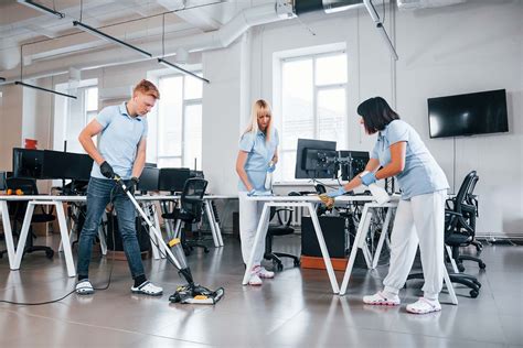 5 Tips To Maintain A Clean Workplace Environment - CleanSource Inc.