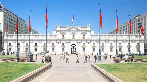 Centro Cultural Palacio de la Moneda y Plaza de la Ciudadanía (Santiago ...