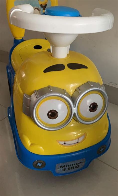 Minion Toy Car, Hobbies & Toys, Toys & Games on Carousell