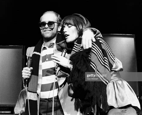 Photo of Kiki DEE and Elton JOHN, Elton John and Kiki Dee performing ...