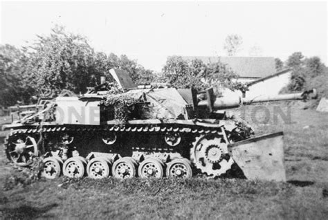 Pin on Sturmgeschütz III "stug 3",and variants(Sd.Kfz 142/1 Aufs. F,F/8 ...