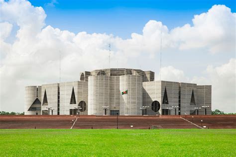 The Architectural Style of The Bangladesh Parliament Building - Bproperty