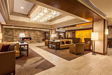 DOUBLETREE BY HILTON HOTEL PITTSBURGH - GREEN TREE - Updated 2023 ...