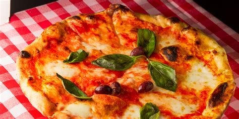 Neapolitan-Style Pizza (Pizza alla Napoletana) recipe | Epicurious.com