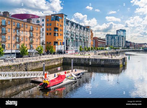 The River Shannon, Limerick, County Limerick, Munster, Ireland, Europe ...