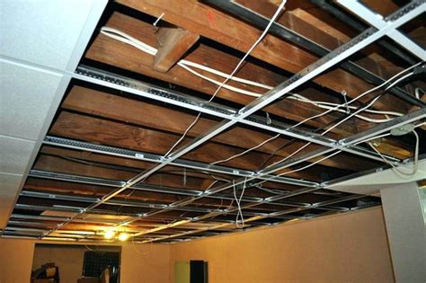 How To Install A Suspended Ceiling? - Engineering Discoveries ...