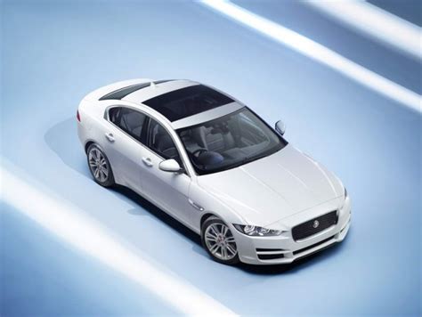 Jaguar XE model range in detail - car and motoring news by CompleteCar.ie