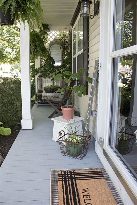 How to Paint A Porch Floor With Concrete Paint - The Honeycomb Home