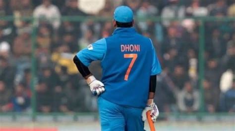 MS Dhoni’s jersey No. 7 retired from Indian cricket as tribute to the ...