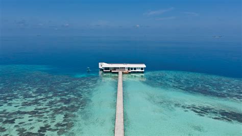 'World's First' Underwater Villa Is Now Open in the Maldives | Condé ...