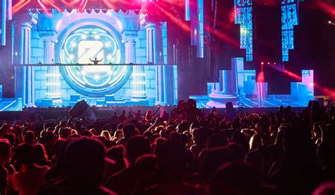 EDM festivals - Concert Photography on Fstoppers