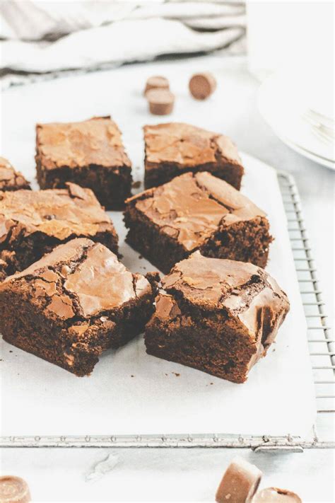 Rolo Brownies - Crumbs and Corkscrews