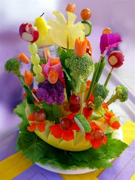 Incredible edibles! | Vegetable plate, Edible arrangements, Food decoration