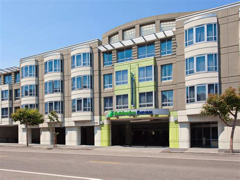 Affordable Hotels Near Pier 39 | Holiday Inn Express & Suites San ...