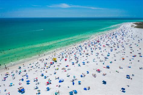 Best Siesta Key Beaches to Visit by Boat