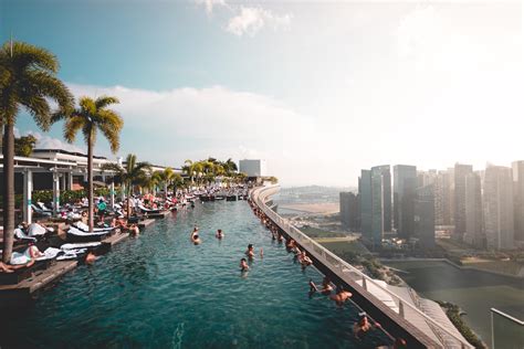 The 5 Most Impressive Infinity Pools In Singapore To Try In 2024