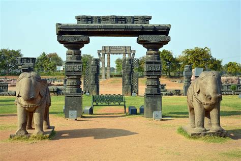 Warangal Fort (Telangana) timings, history, entry fee, distance