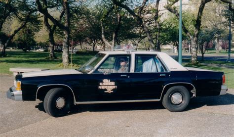 copcar dot com - The home of the American Police Car - Photo Archives