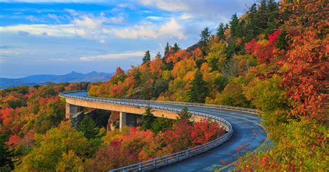 Blue Ridge Parkway: A nearly 469-mile photo op