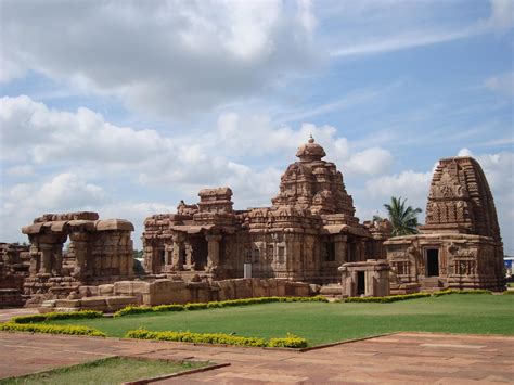 The Chalukya Trails of Badami, Pattadakal and Aihole